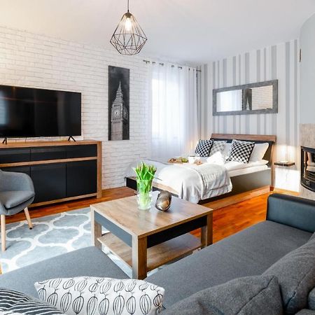 Wonder Home - Villa Vika Z Ogrodem, Z Miejscem Na Grilla I Ognisko Karpacz Kültér fotó