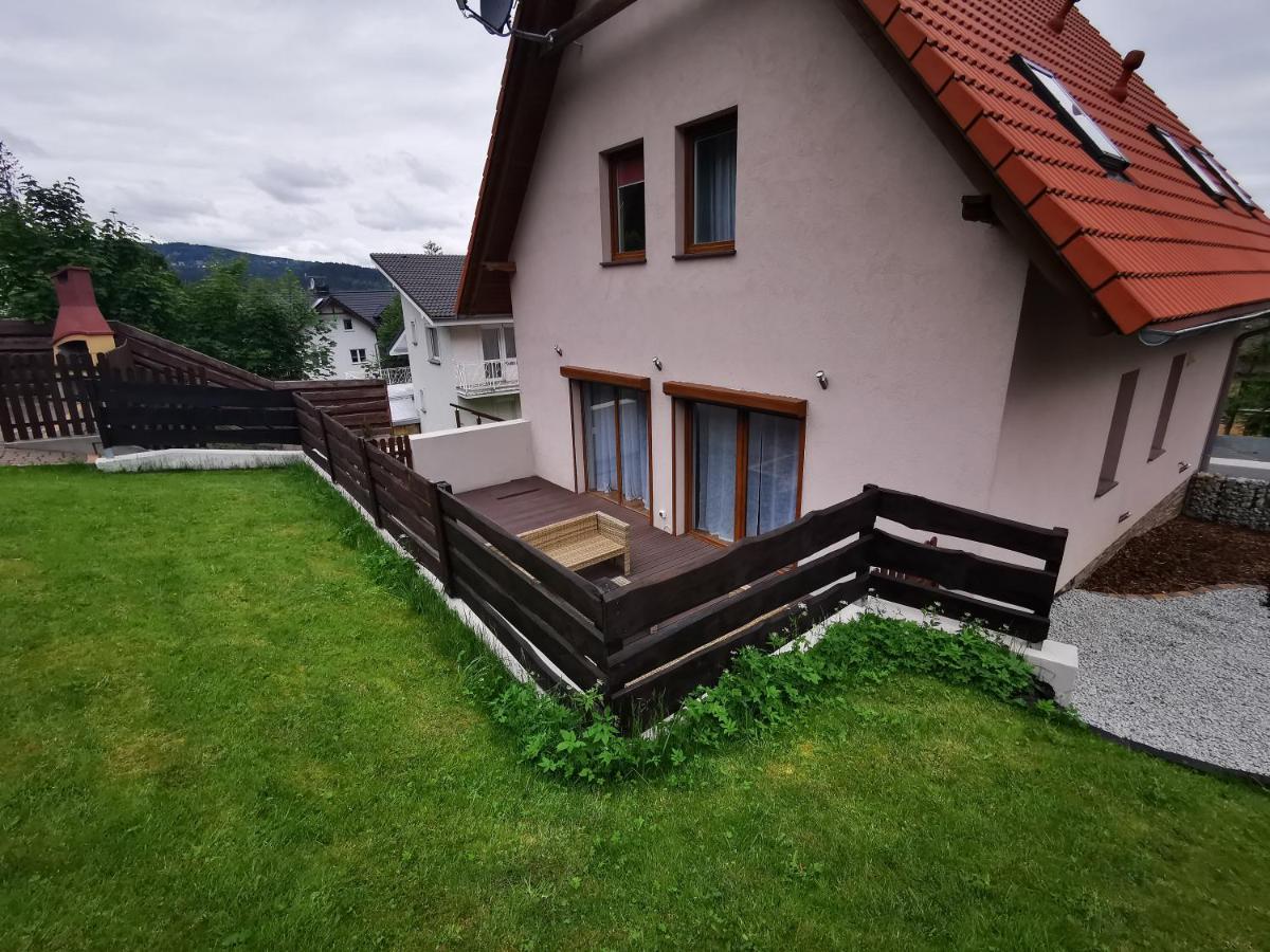 Wonder Home - Villa Vika Z Ogrodem, Z Miejscem Na Grilla I Ognisko Karpacz Kültér fotó
